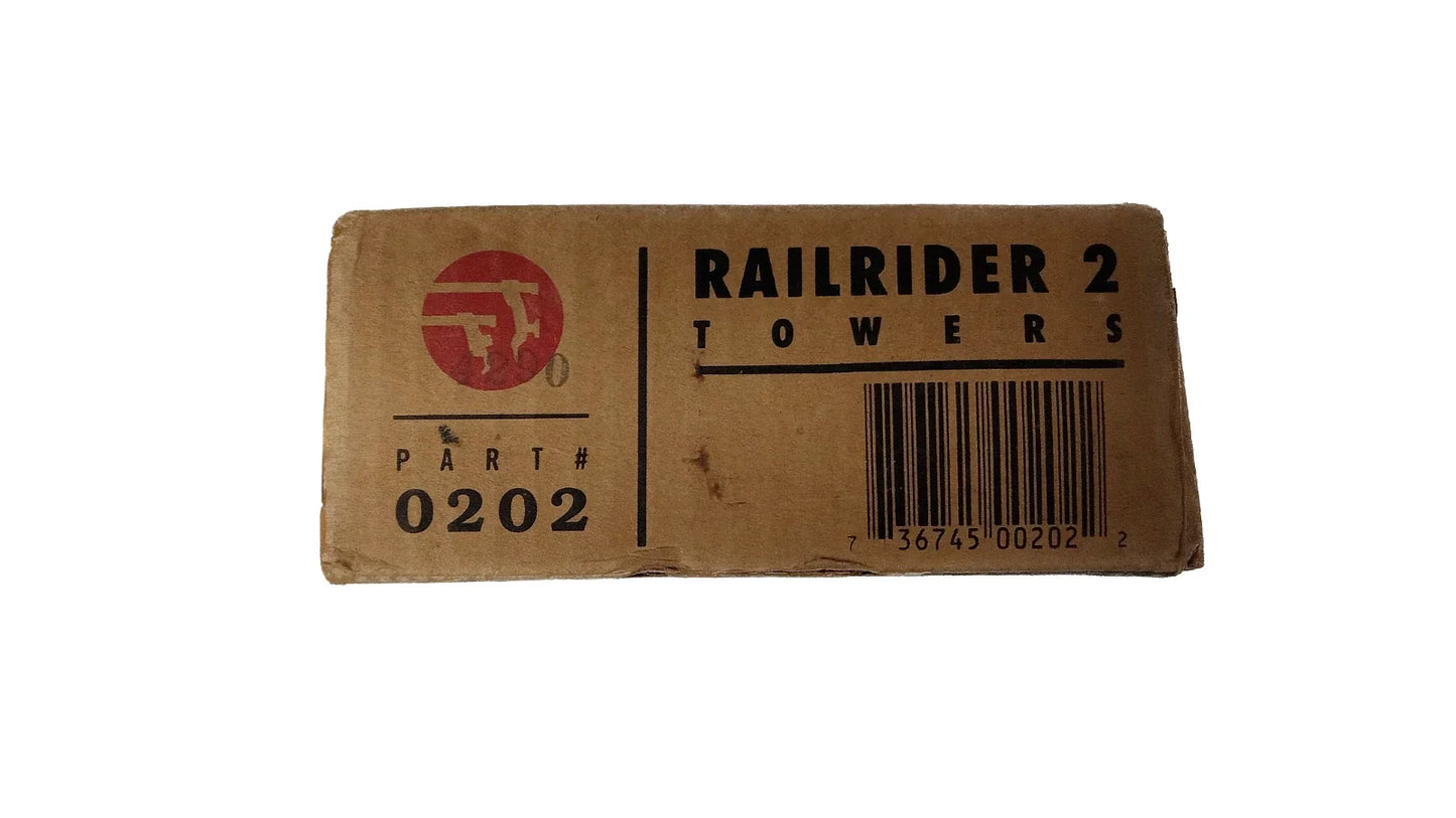 Yakima Railrider 2 Towers(MISSING PARTS, READ DESCRIPTION)