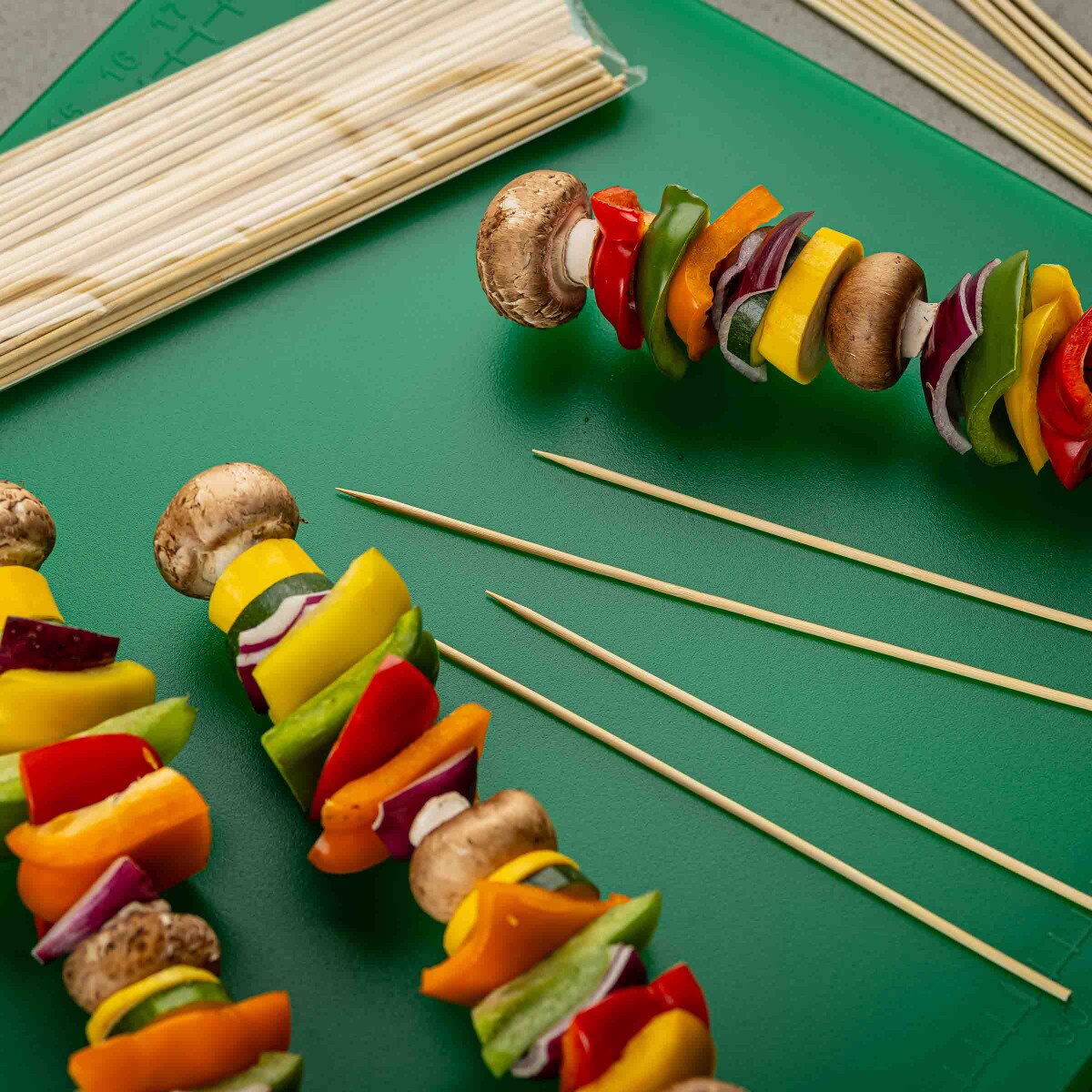 TableCraft 10" Bamboo Skewers, Pack of 100