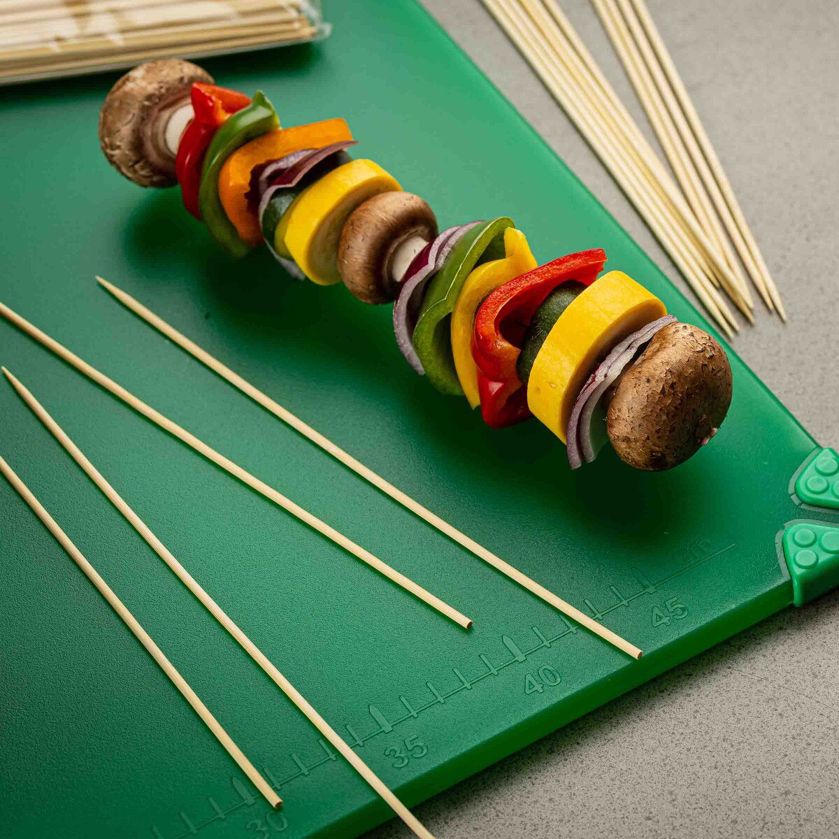 TableCraft 10" Bamboo Skewers, Pack of 100