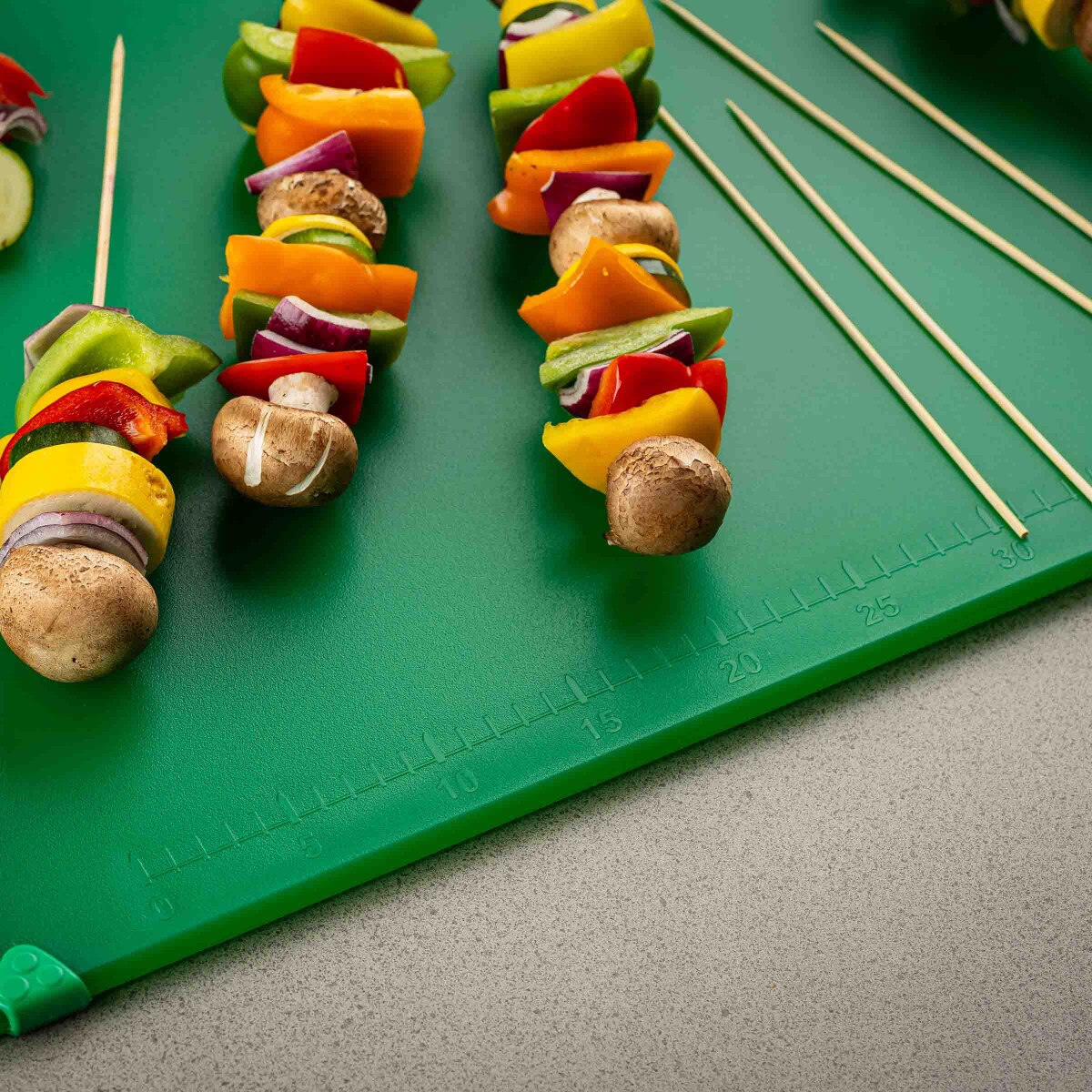 TableCraft 10" Bamboo Skewers, Pack of 100