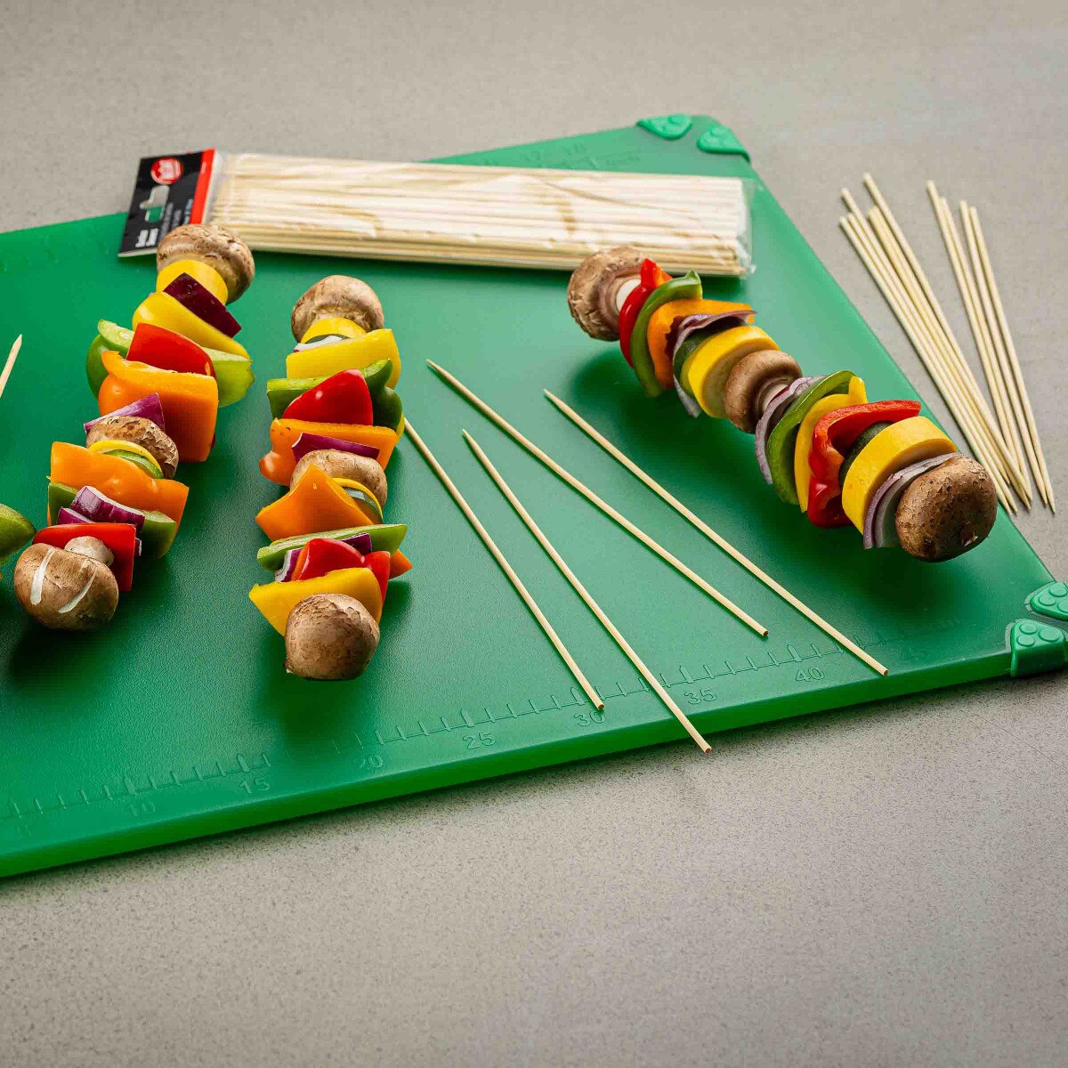 TableCraft 10" Bamboo Skewers, Pack of 100