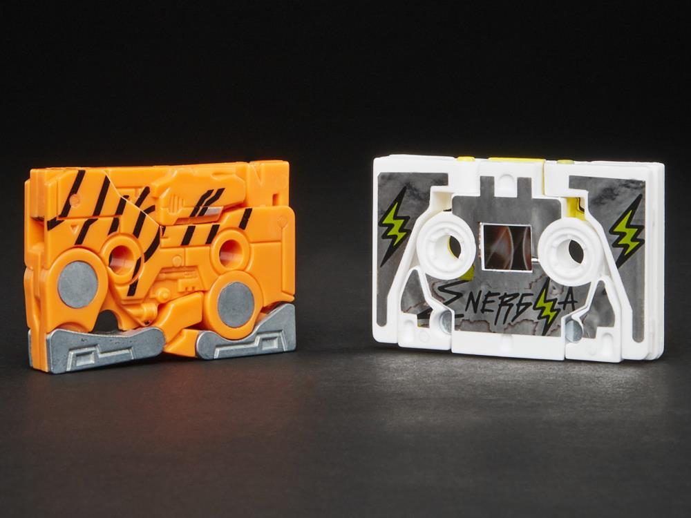 Transformers x J. Balvin Voyager J. Balvitron Exclusive Figure