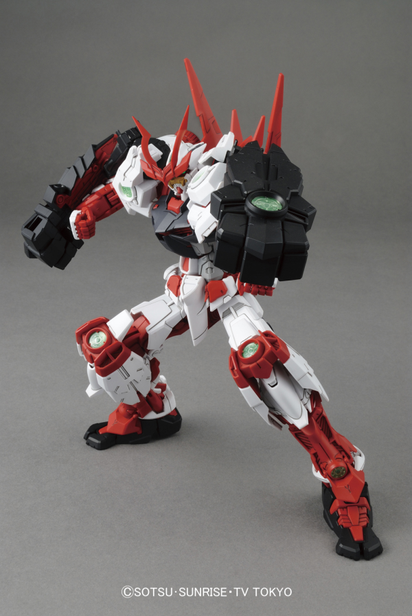 MG - 1/100 - Sengoku Astray Gundam