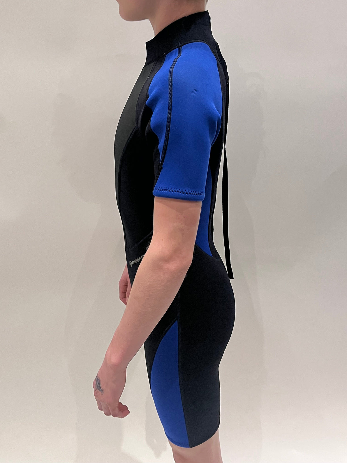 New Bare Attack Unisex 3/2mm Neoprene Shorty Wetsuits Size 8