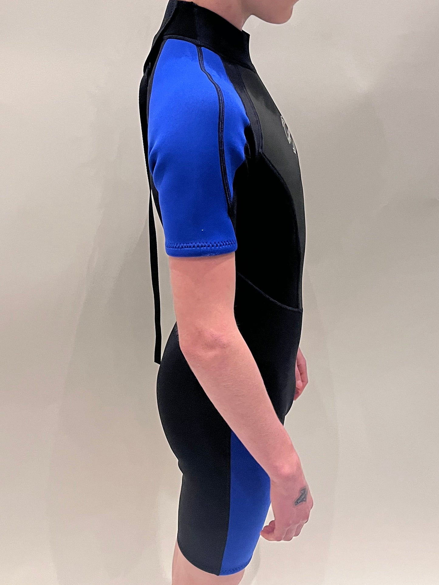New Bare Attack Unisex 3/2mm Neoprene Shorty Wetsuits Size 8