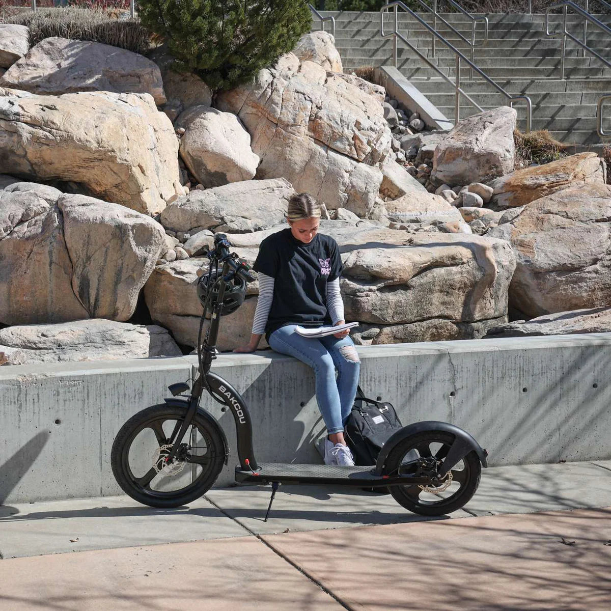 Bakcou Badger Electric Scooter Matte Black