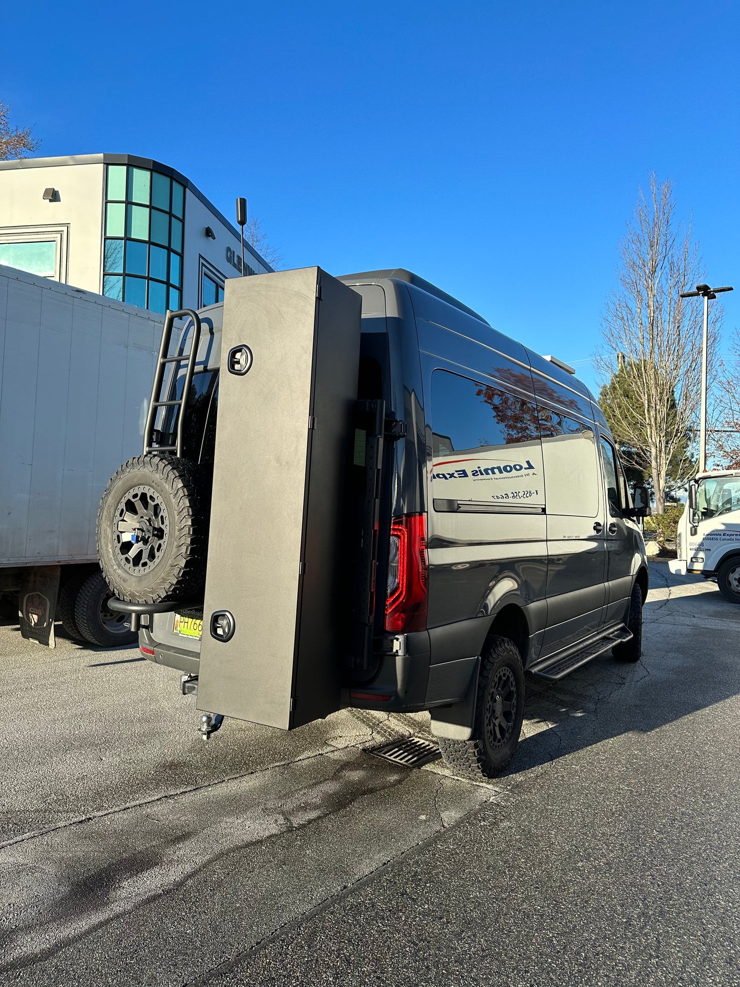 Trenta Aluminum Camper Van Ski & Multisport Storage Box