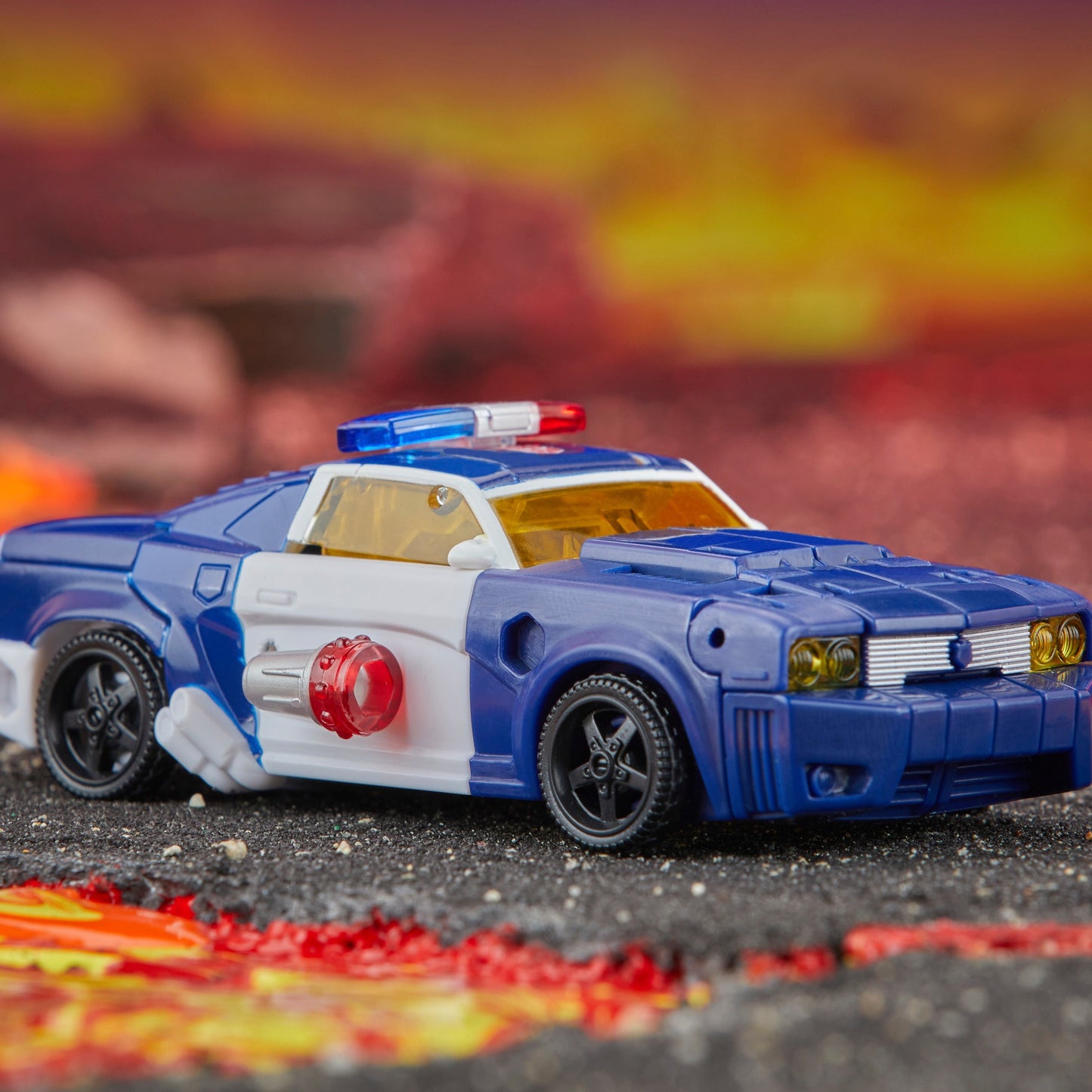 Transformers Legacy United - Deluxe Class - Rescue Bots Universe Autobot Chase