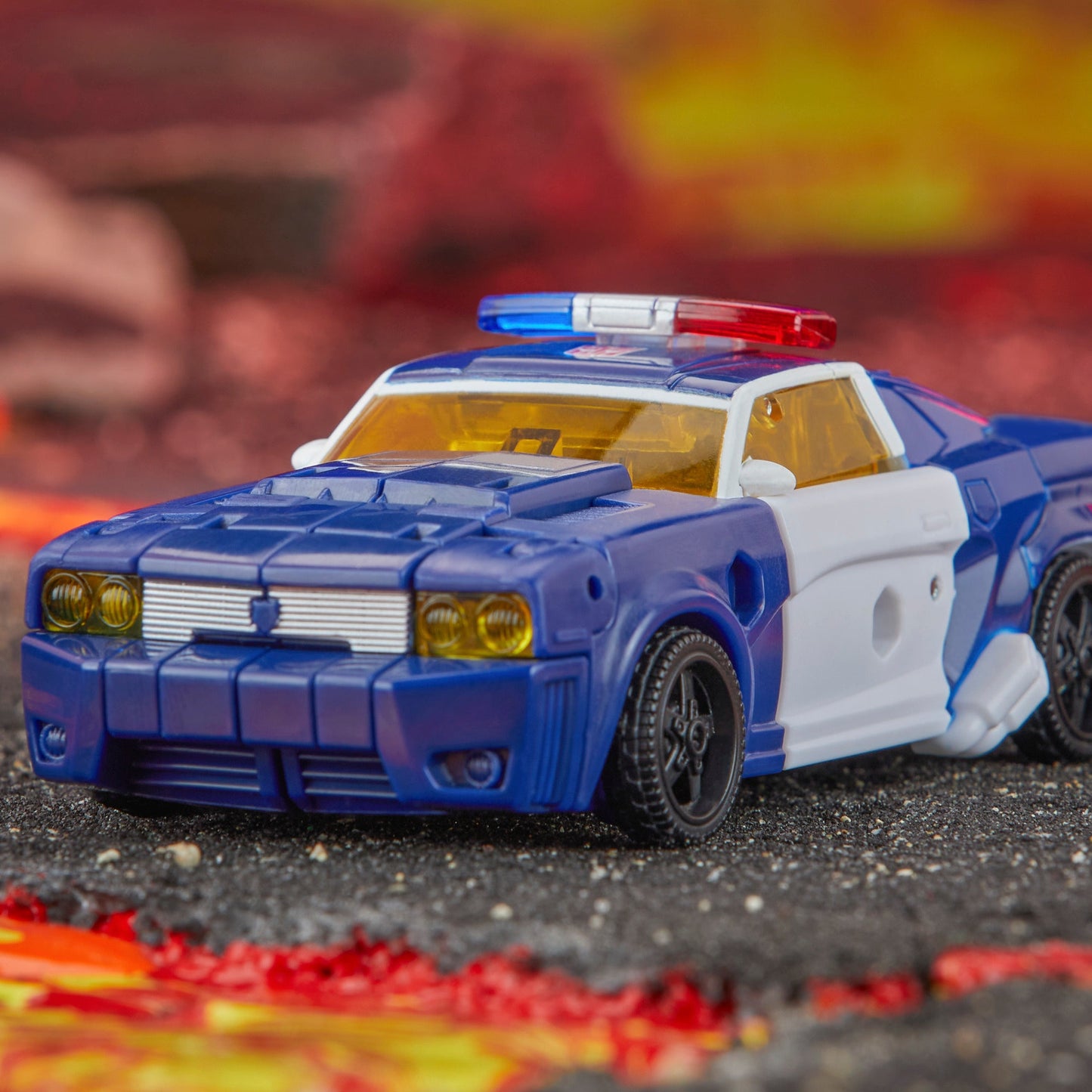 Transformers Legacy United - Deluxe Class - Rescue Bots Universe Autobot Chase