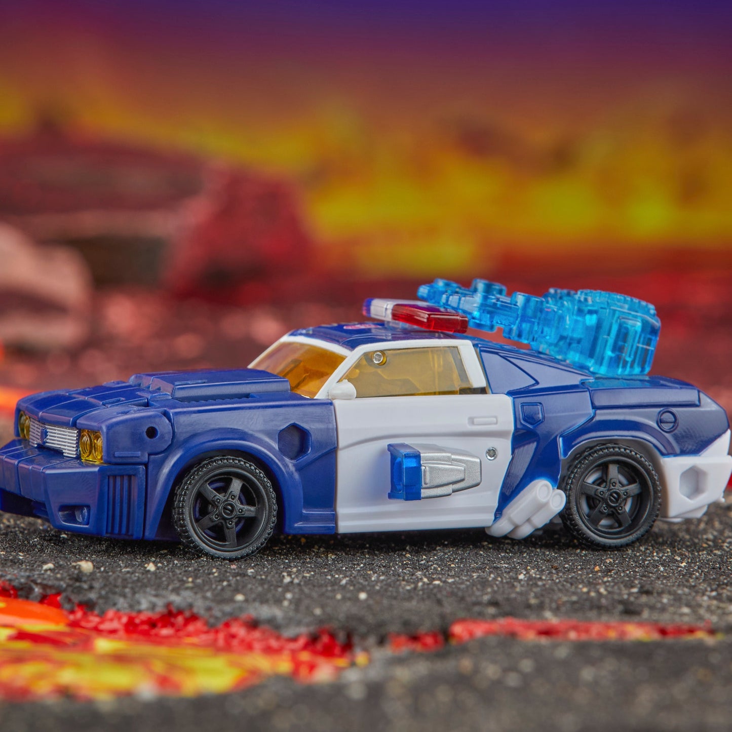 Transformers Legacy United - Deluxe Class - Rescue Bots Universe Autobot Chase