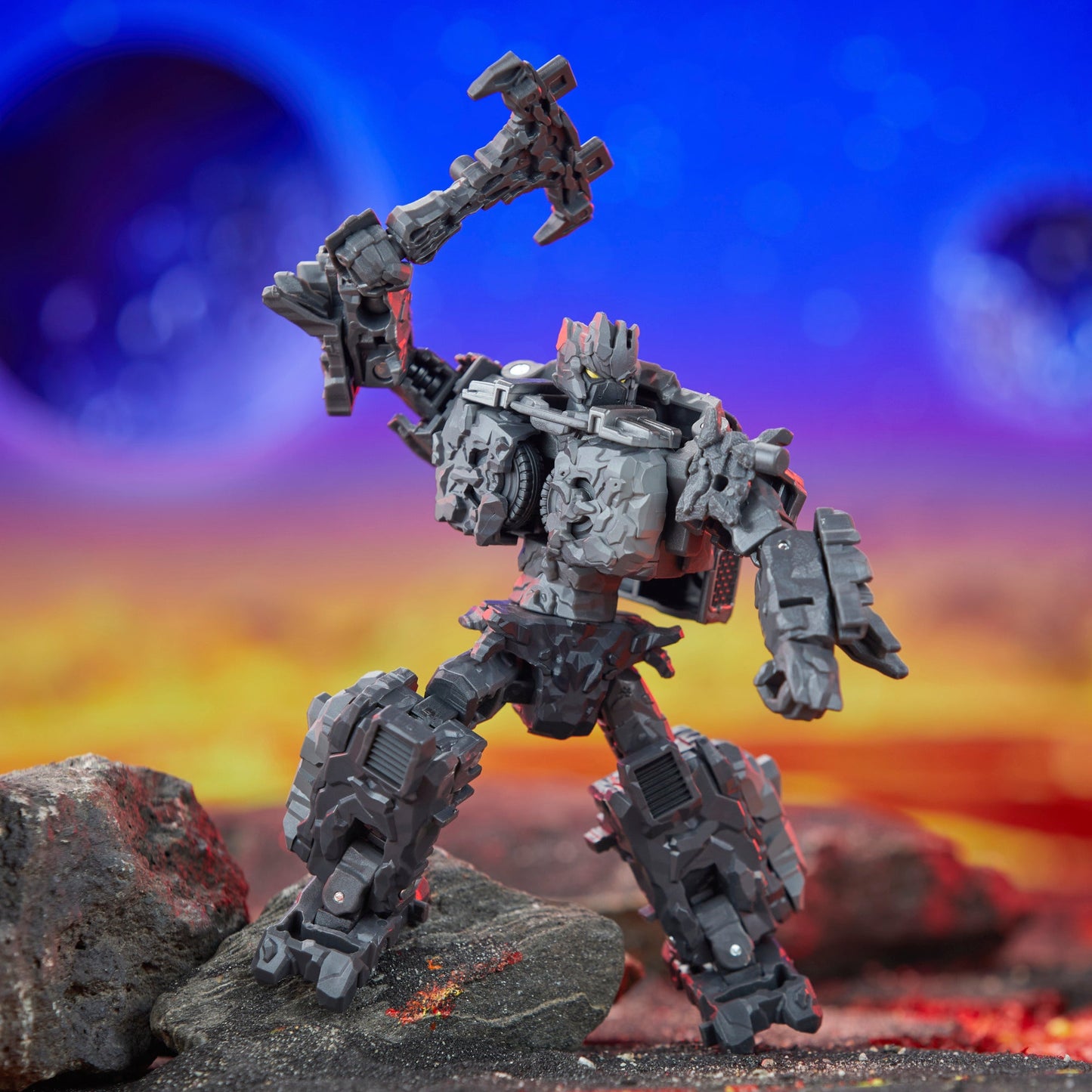 Transformers Legacy United - Deluxe Class - Infernac Universe Magneous