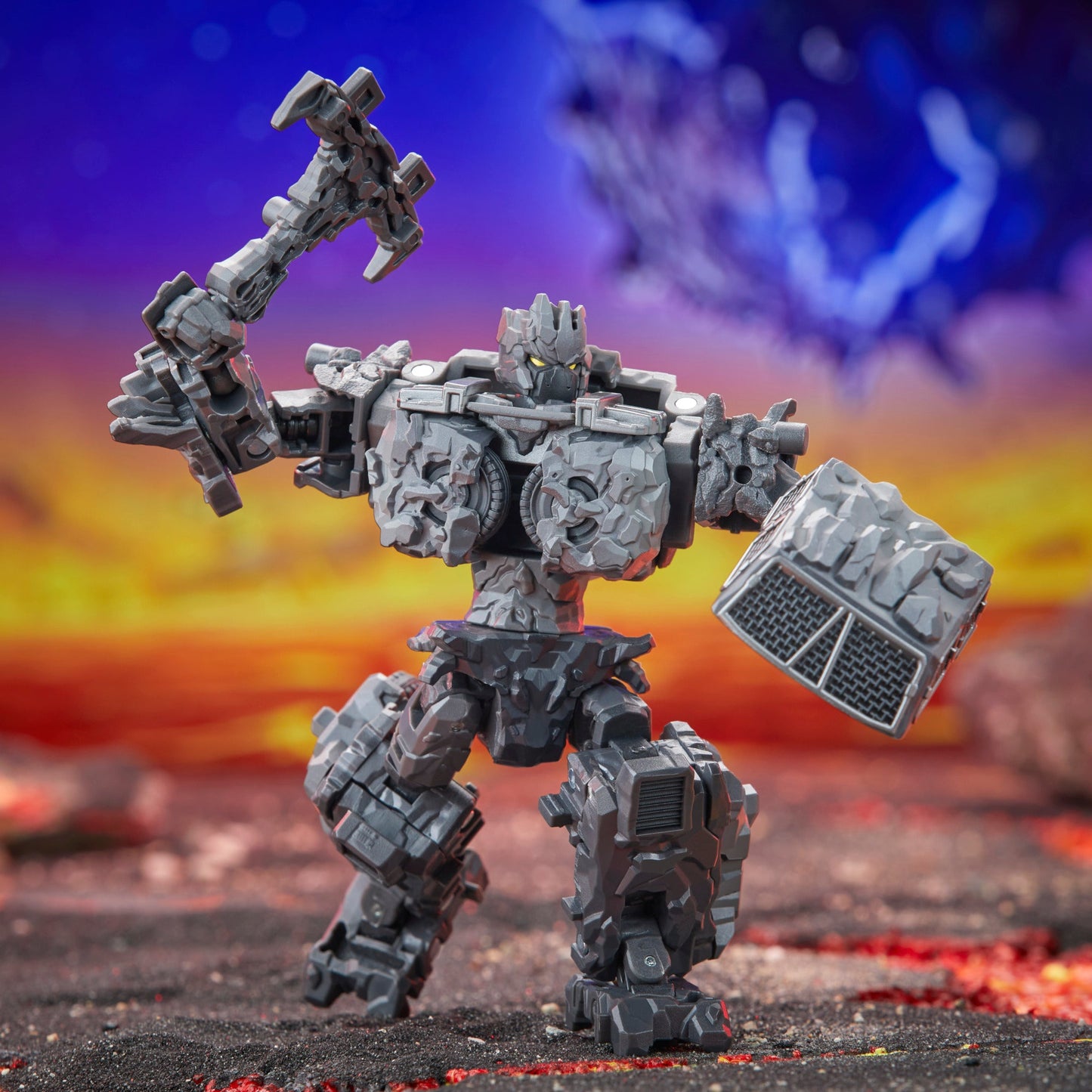 Transformers Legacy United - Deluxe Class - Infernac Universe Magneous
