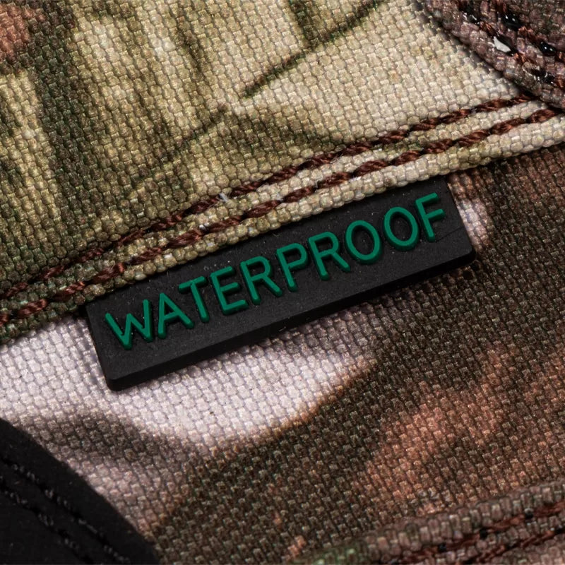 https://bynature.com/wp-content/uploads/2022/06/G7105-Bottes-de-chasse-CARCAJOU-logo-waterproof-jpg.webp