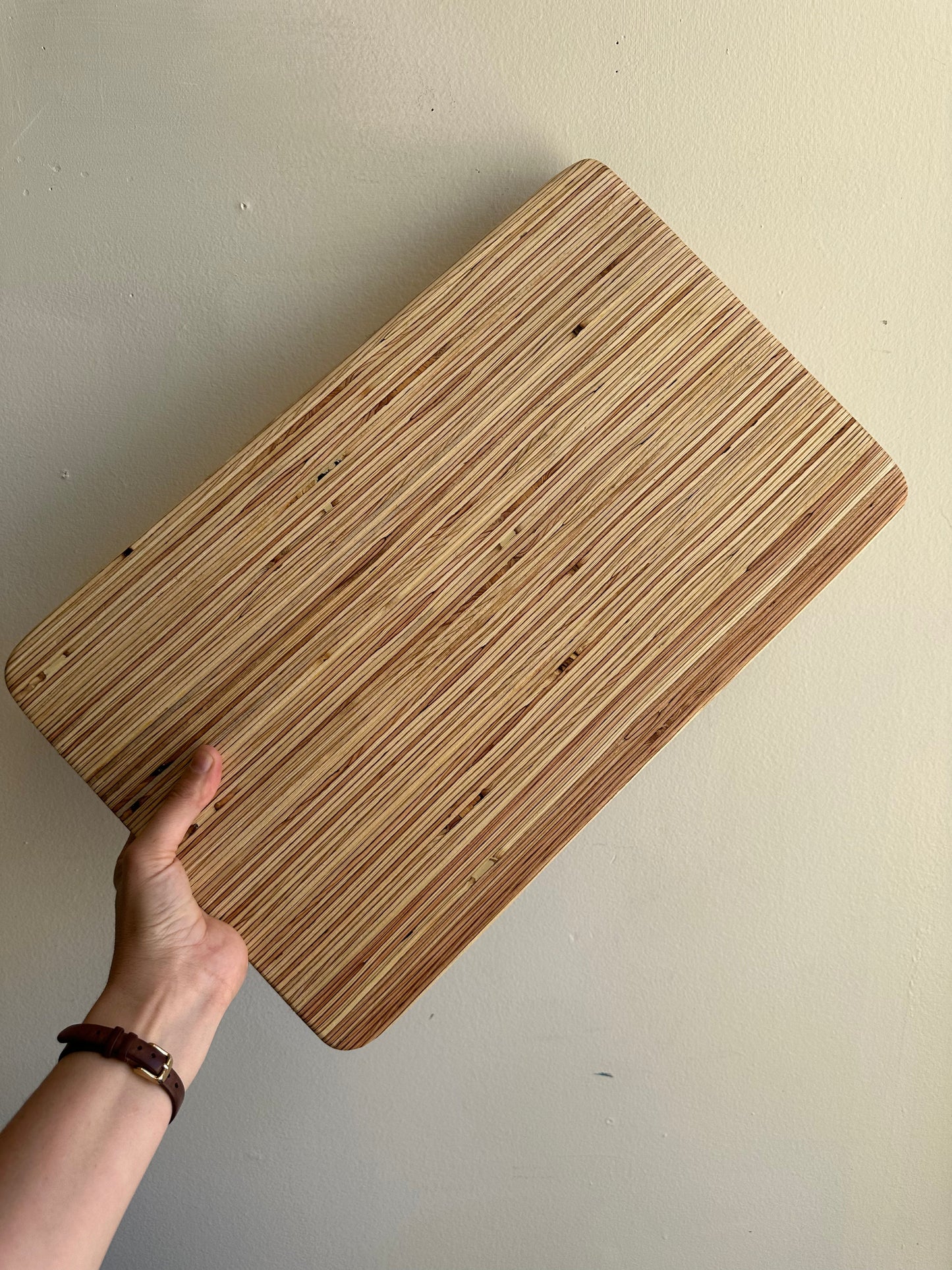 Papa’s Classic Cutting Board