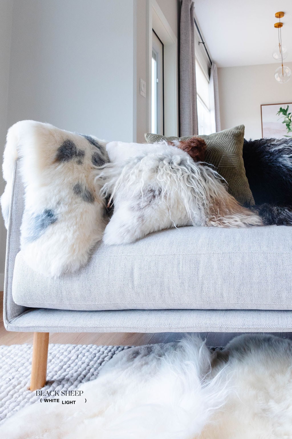 Mélange Sheepskin Pillow, curly wool