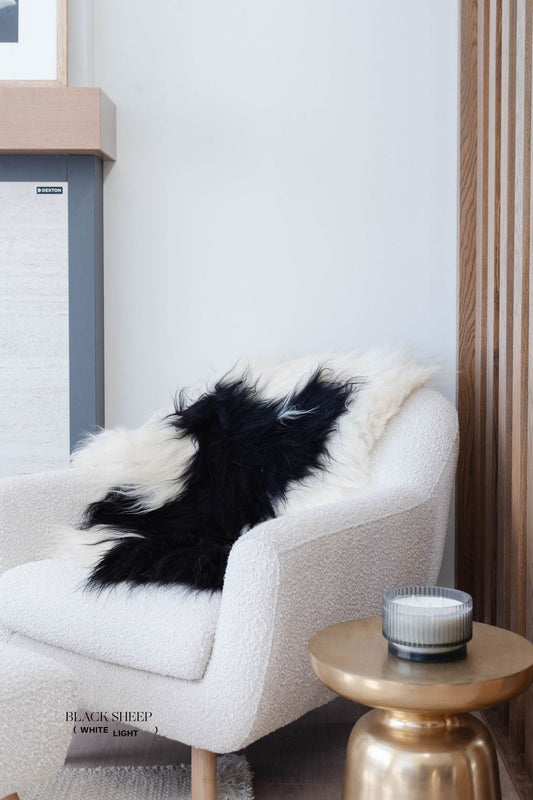 Black Spotted Icelandic Sheepskin | Random