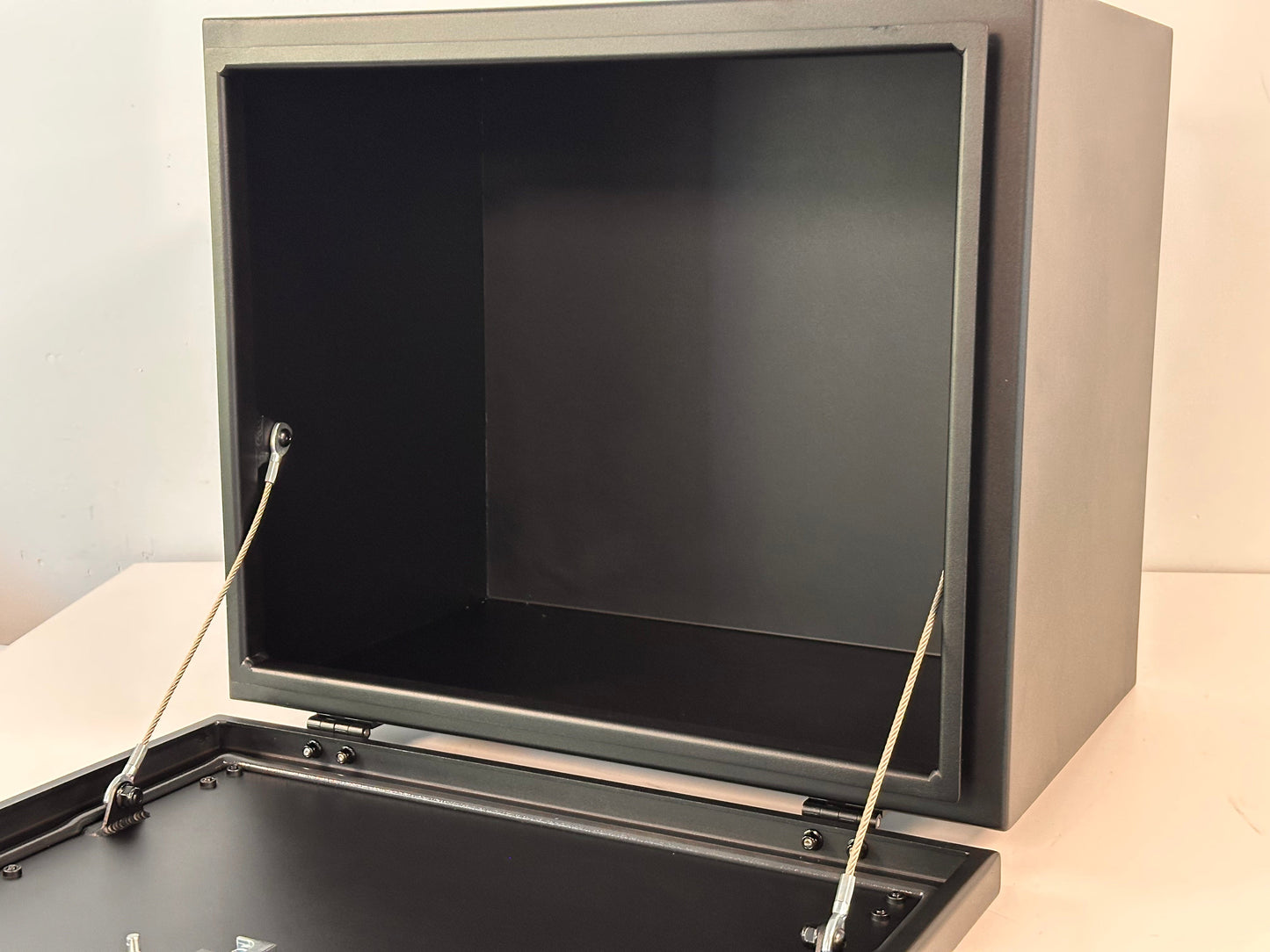 Aluminum Storage Box - Grande | Camper Van Storage