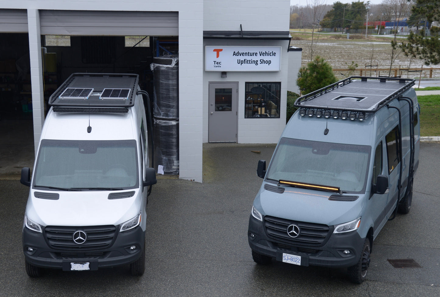 Aluminum Roof Rack For Mercedes Sprinter With Perforated Deck