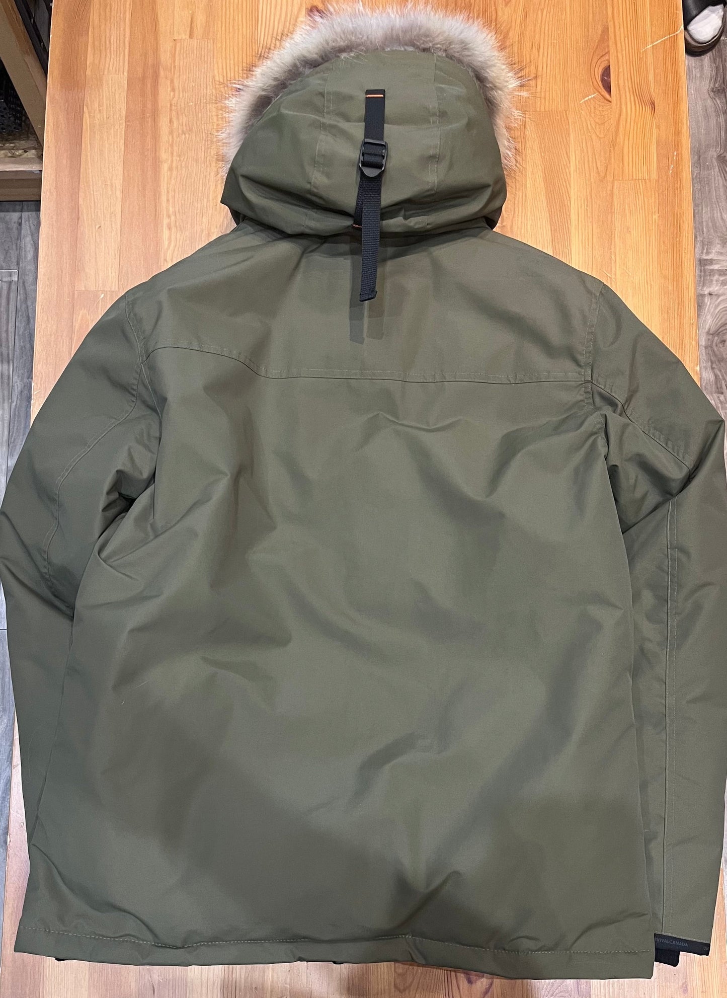 Outdoor Survival Canada Men's Nyik -40 Down Parka, Military Green, Large - ON DISPLAY