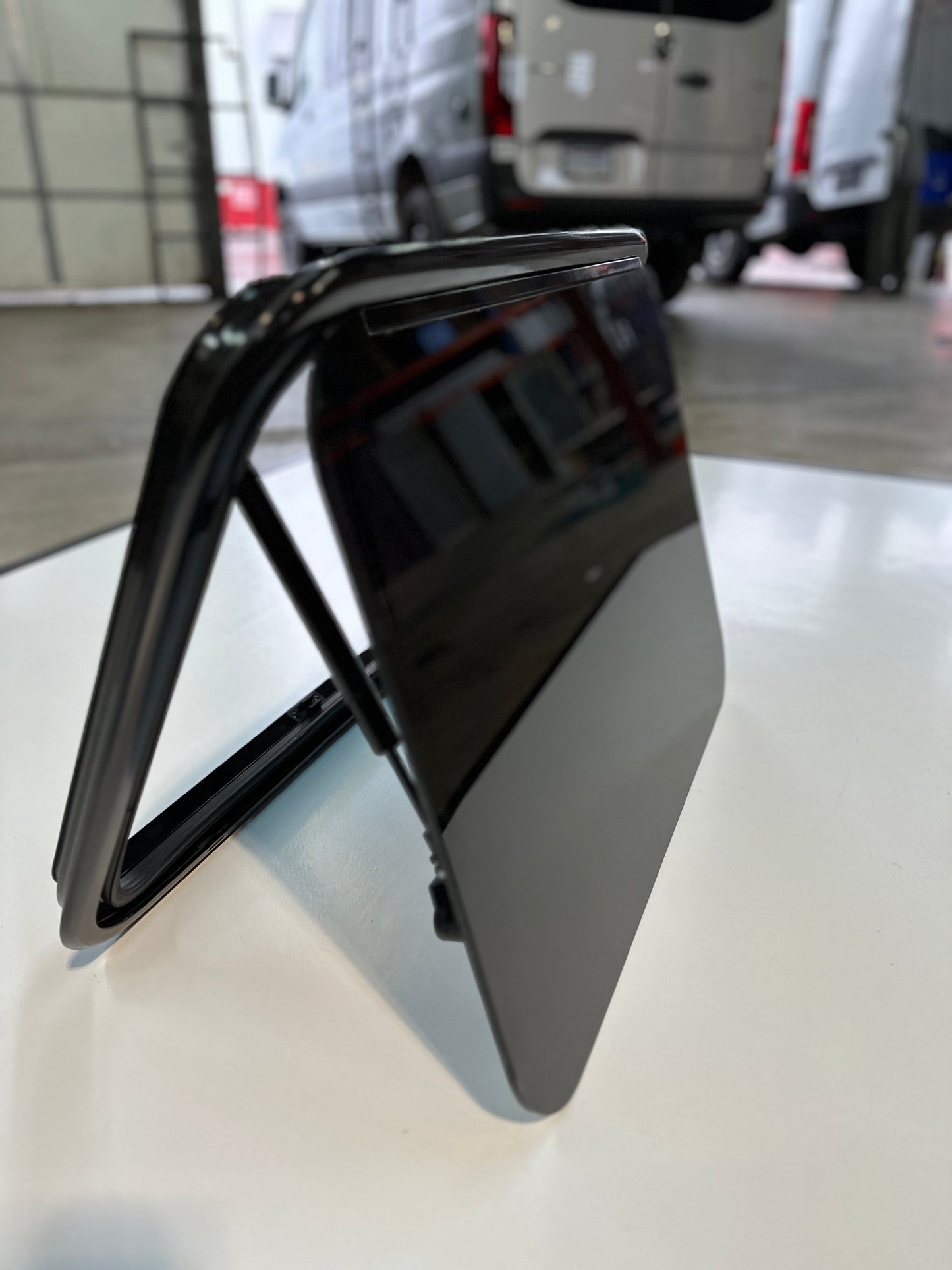 Camper Windows 700mmx300mm/27.56"x11.81"