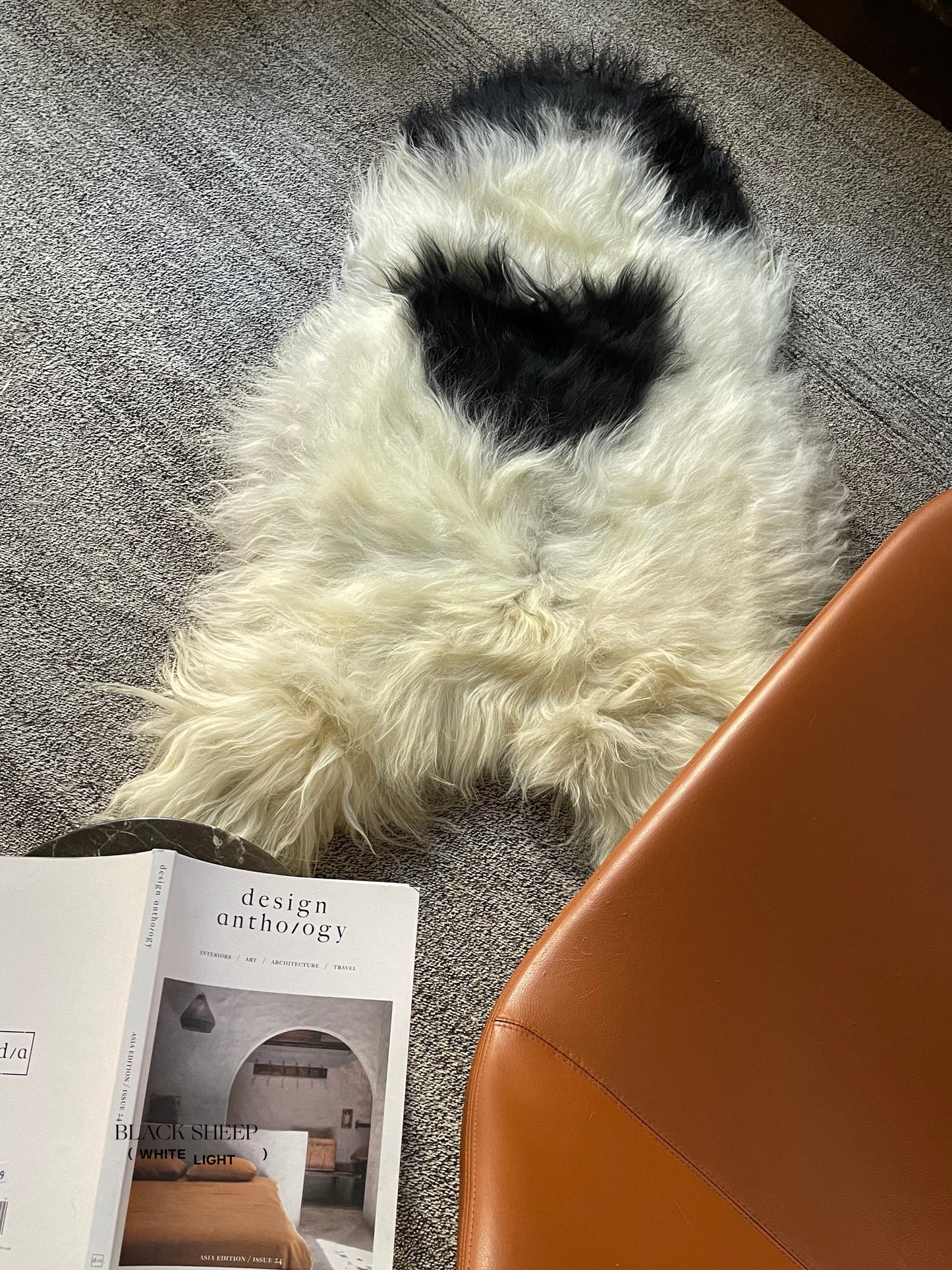 Black Spotted Icelandic Sheepskin | Random