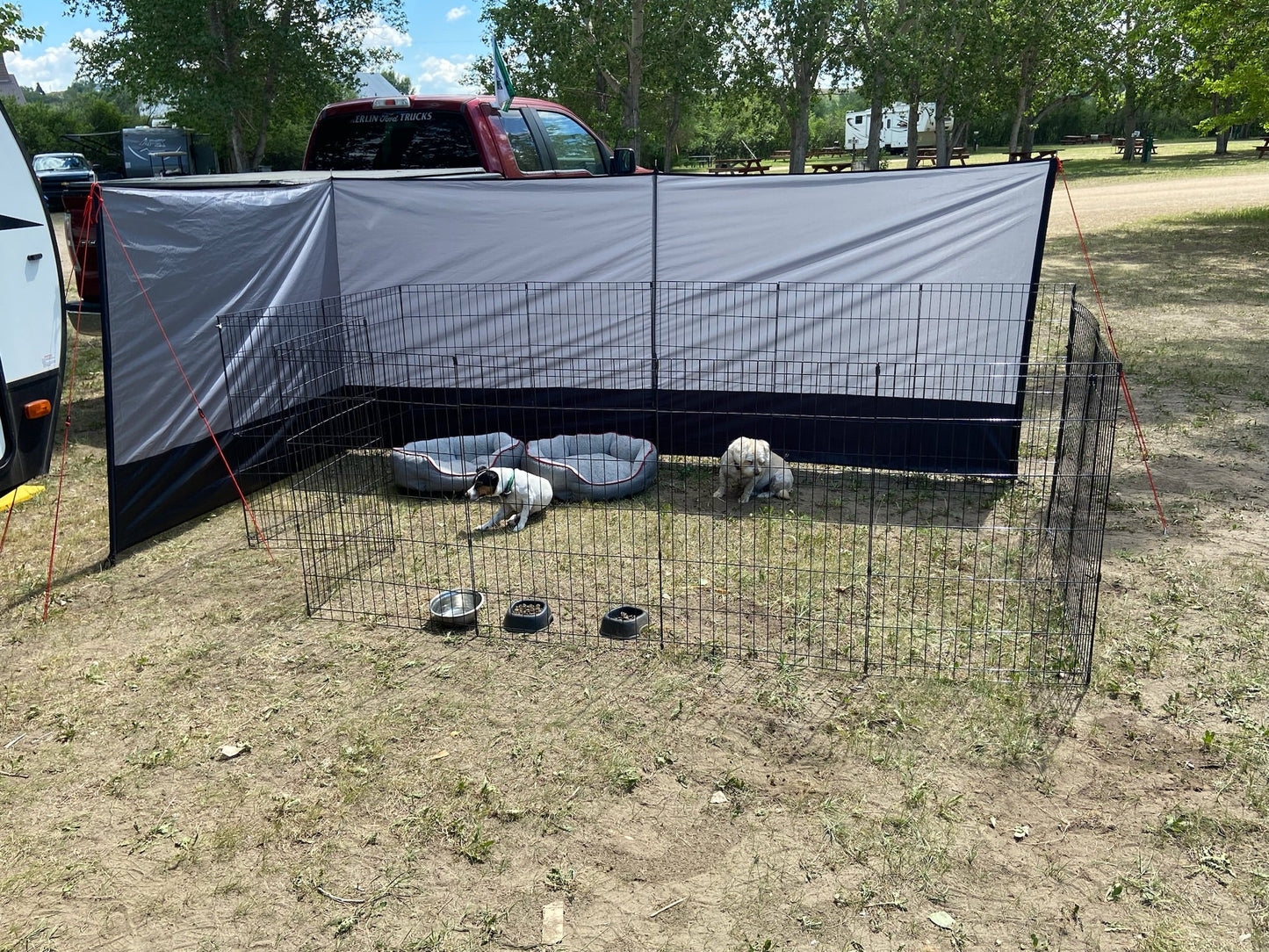 YXE Windbreak/ Privacy Screen - Grey