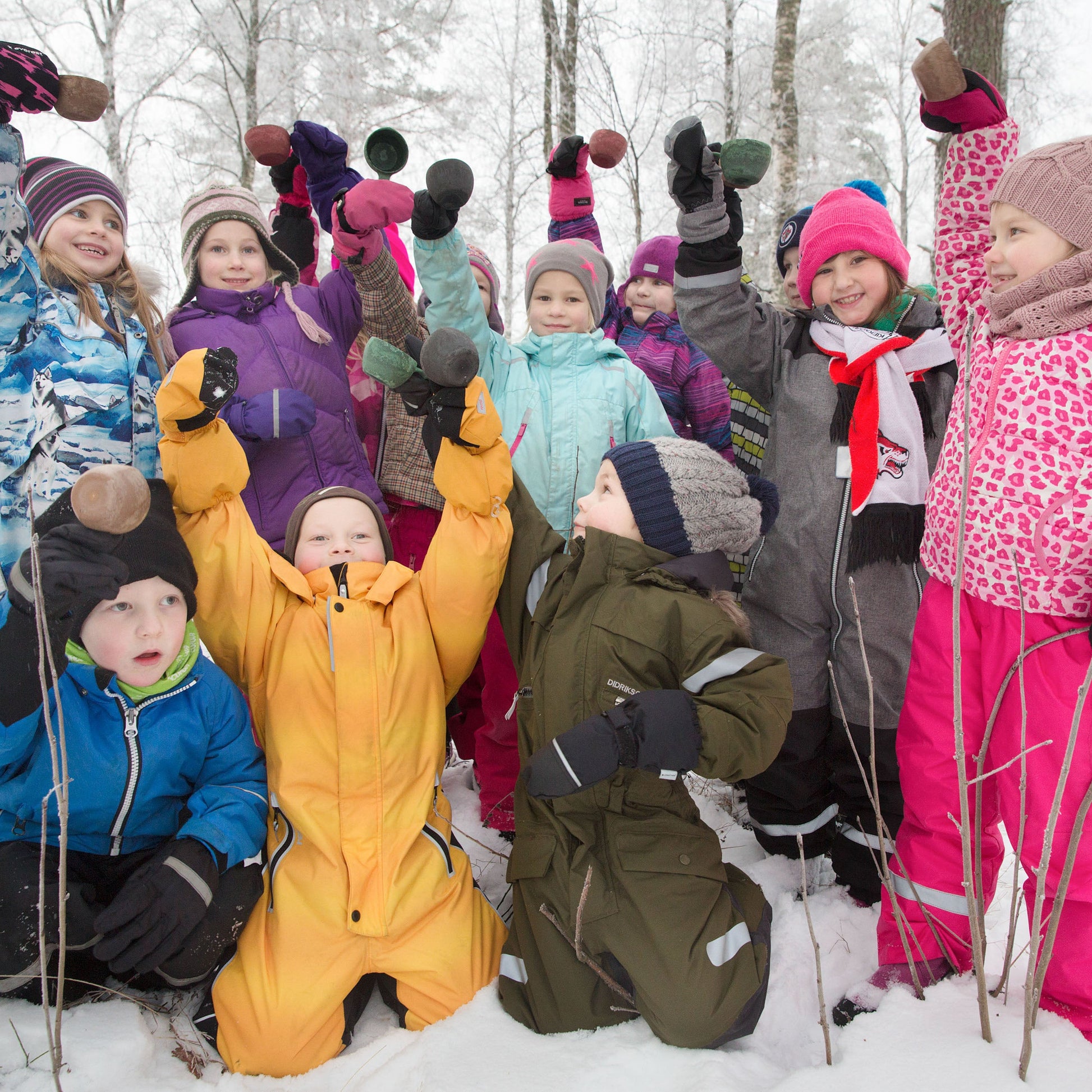 https://cdn.shopify.com/s/files/1/0813/4882/1276/files/Kupilka_cup_12_children.jpg?v=1754912785