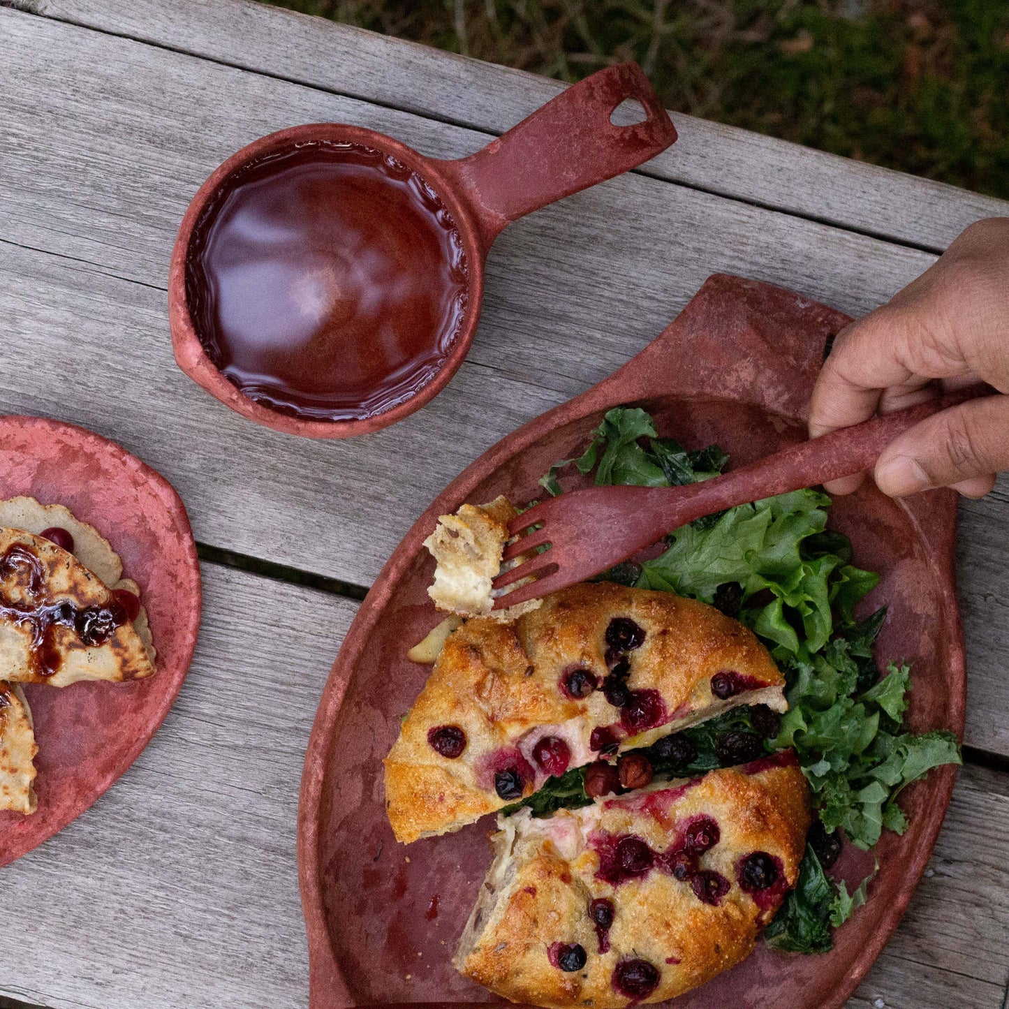 https://kupilka.fi/cdn/shop/files/Kupilka_cup_21_Cranberry_red_3.jpg?v=1762173051