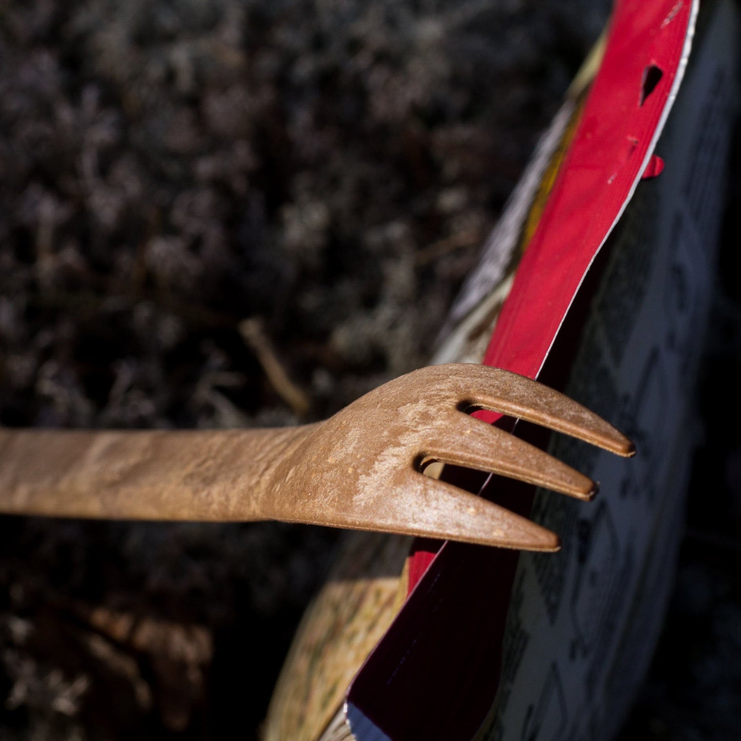 https://cdn.shopify.com/s/files/1/0813/4882/1276/files/Kupilka_cutlery_Spork205_Original_detail_fork.jpg?v=1698324768