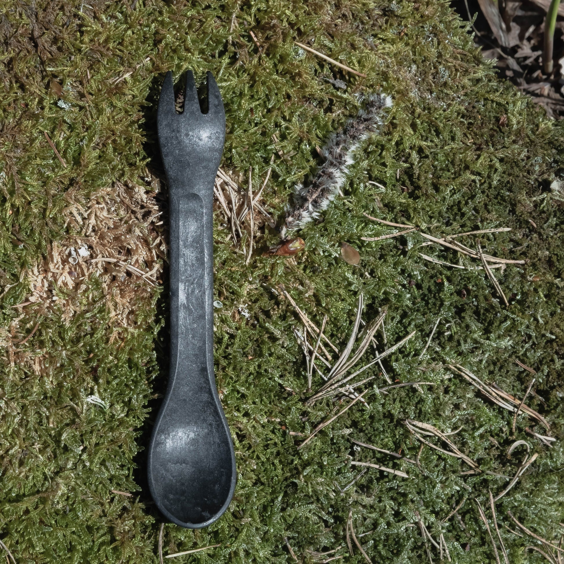 https://cdn.shopify.com/s/files/1/0813/4882/1276/files/Kupilka_cutlery_spork165_Kelo_spring_1.jpg?v=1698743611