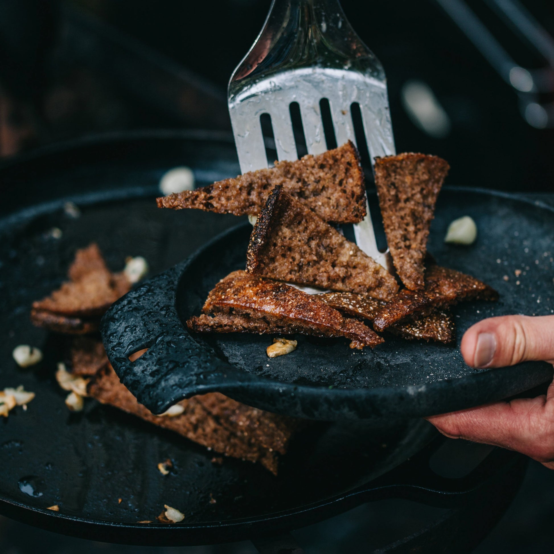 https://cdn.shopify.com/s/files/1/0813/4882/1276/files/Kupilka_plate_44_Kelo_rye_bread_MarinellaHimari-1.jpg?v=1750690201