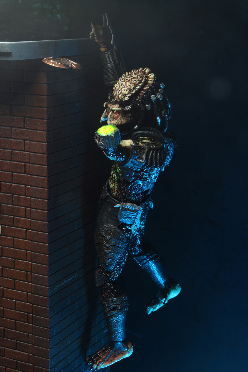 Neca - Predator 2 Ultimate Battle-Damaged City Hunter