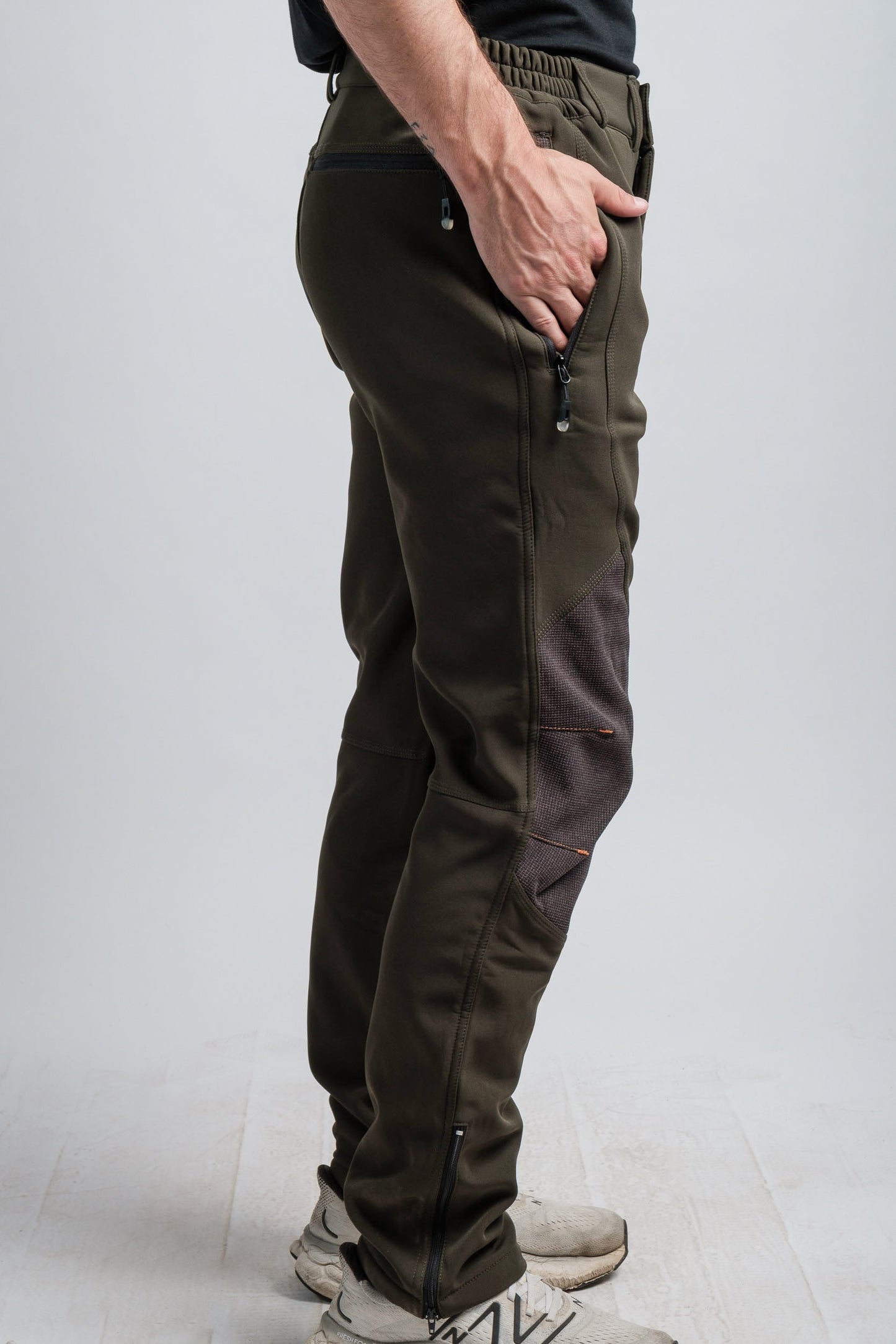 Men's Adventure Water Resistant Pants - Green