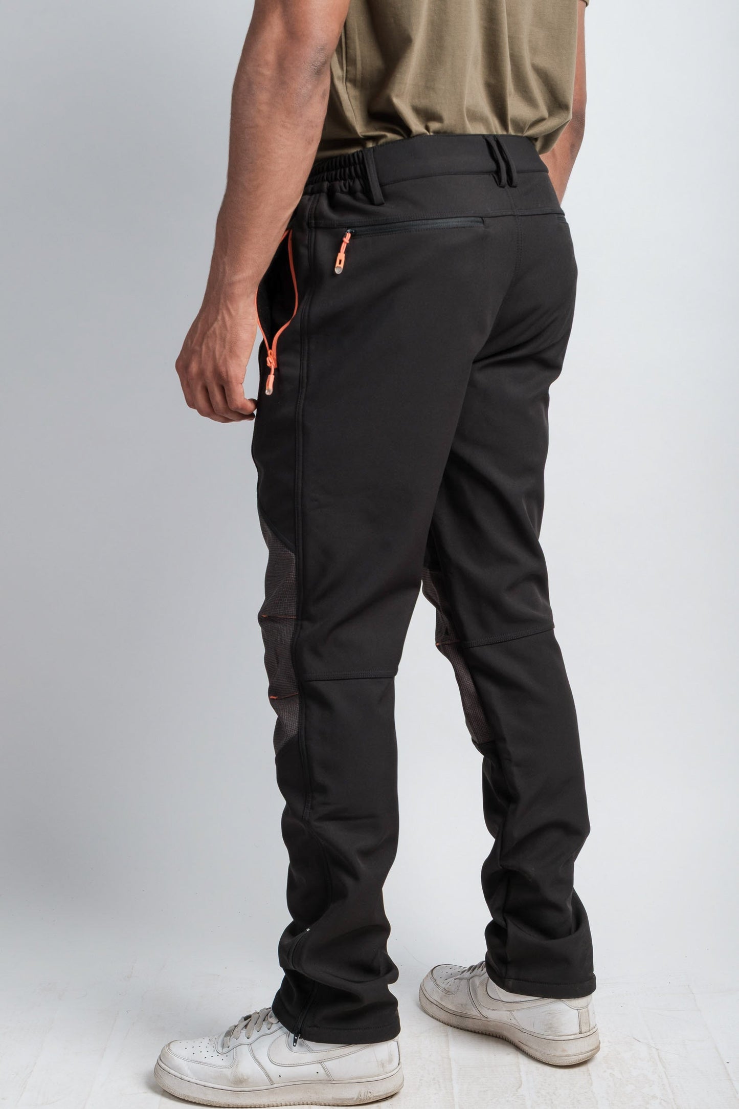 Men's Adventure Water Resistant Pants - Black
