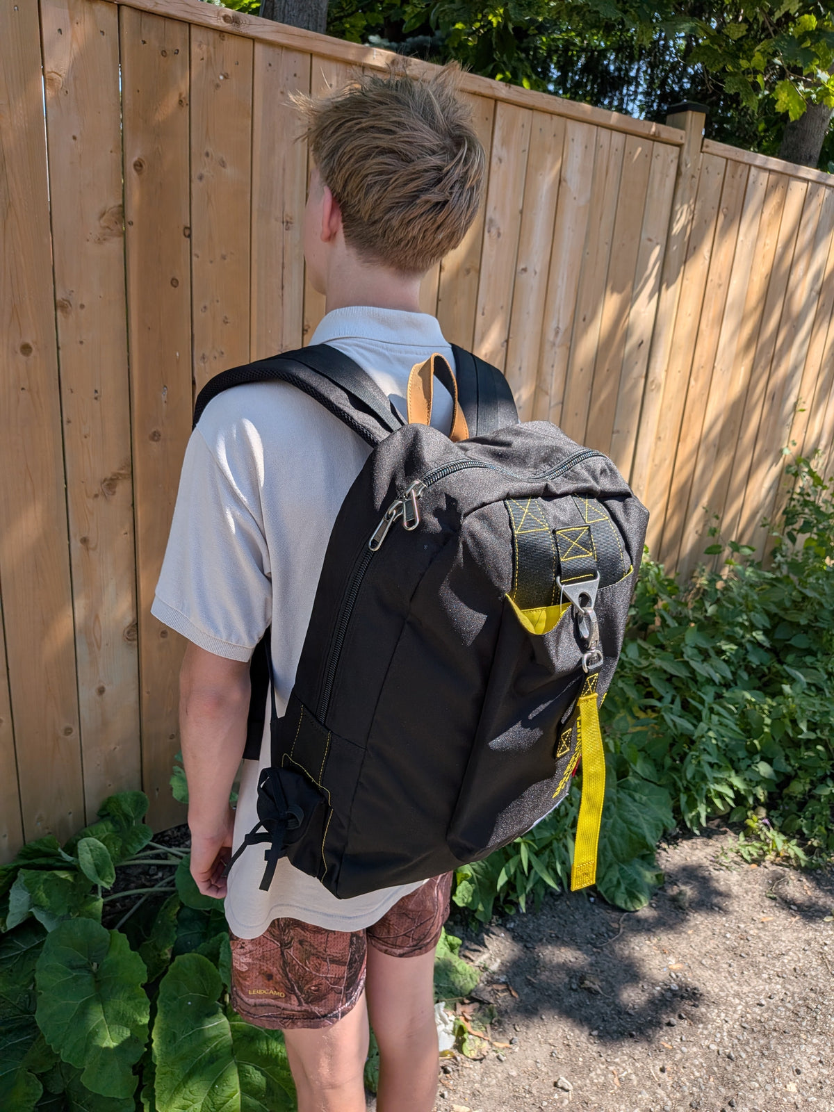 Europe Bound Heavy-Duty Vintage Parachute Backpacks 40L Rugged School Daypacks