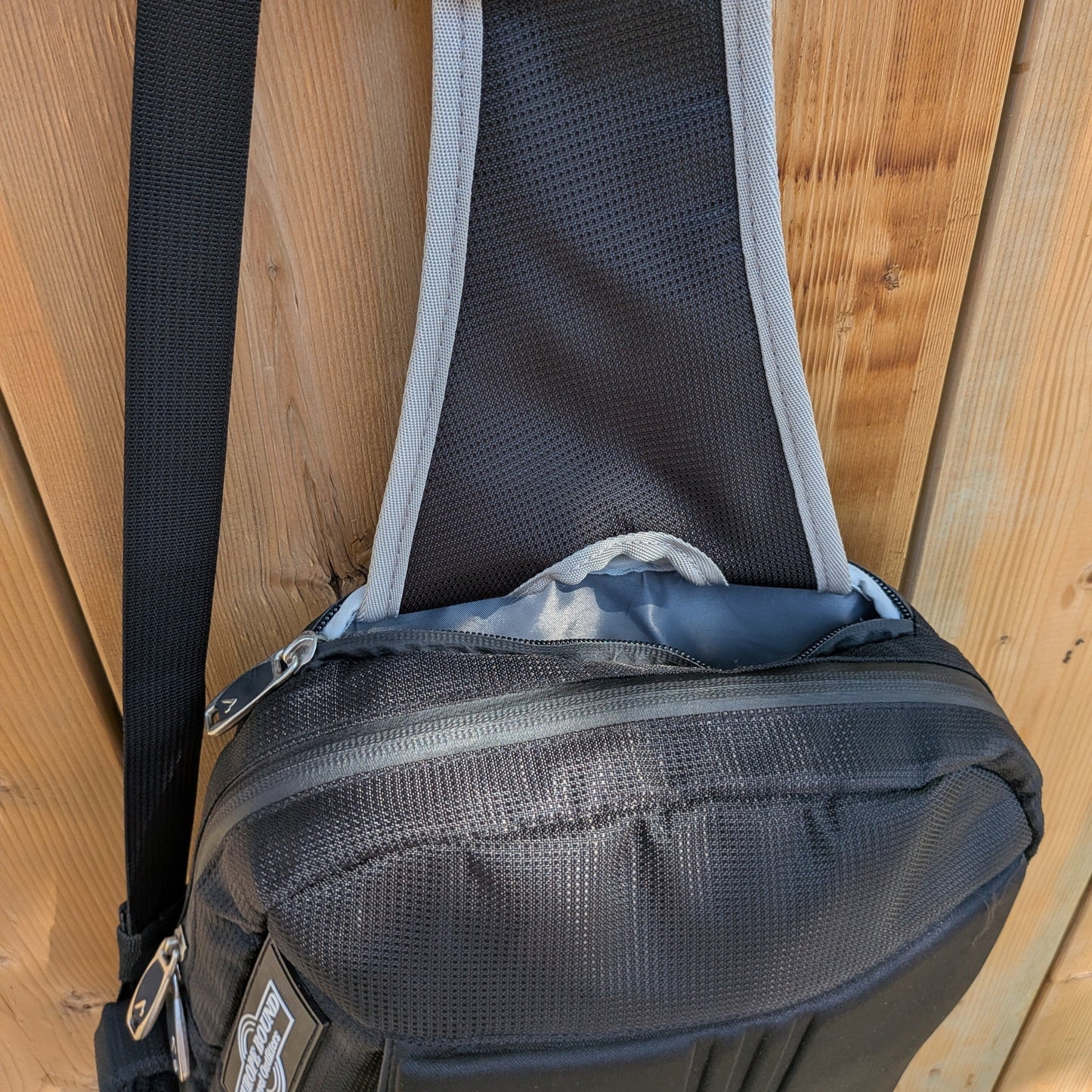 Europe Bound Exec-Tek Laptop Sling Bag 20L Capacity