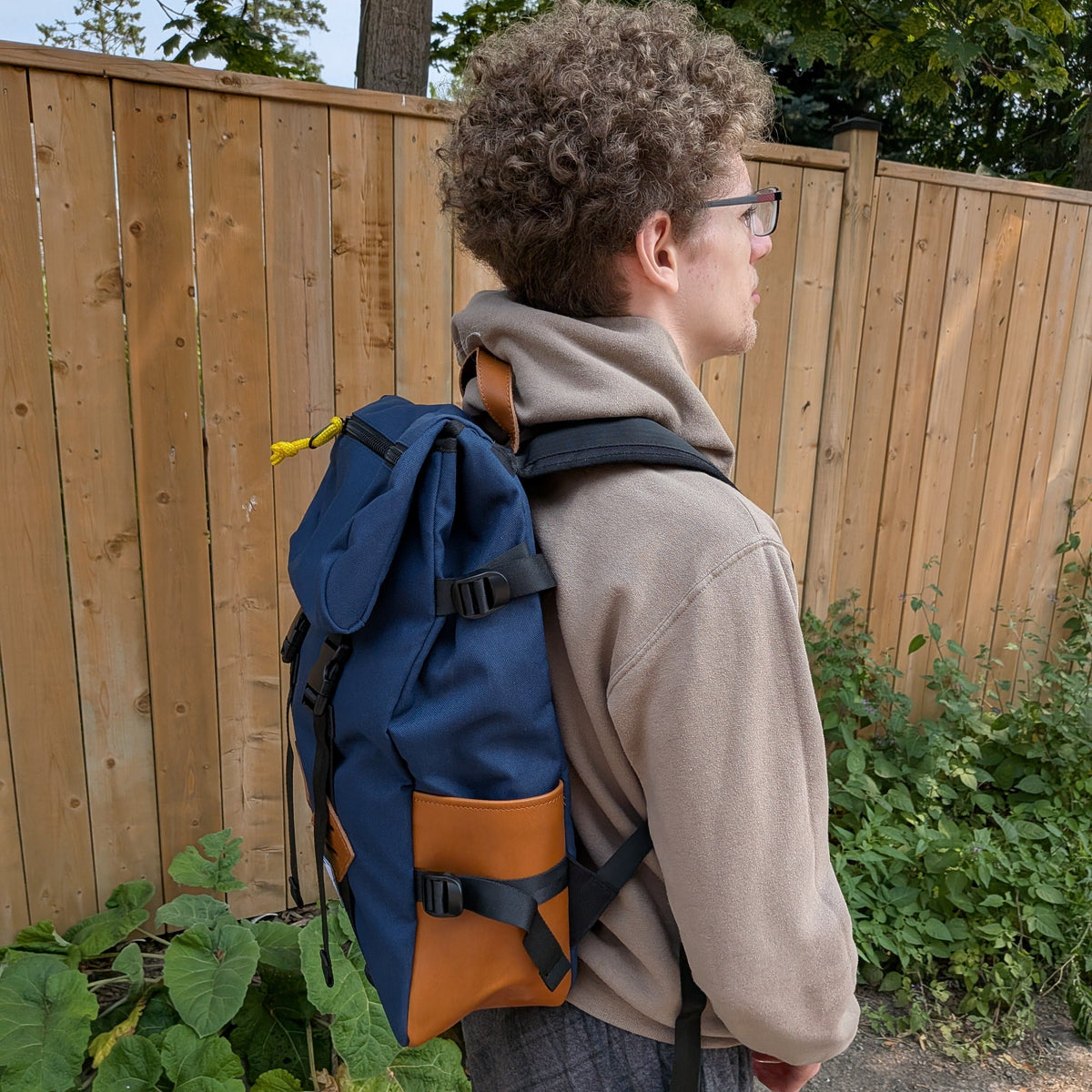 Europe Bound Kettle Sack with Laptop Sleeve 45L Capacity
