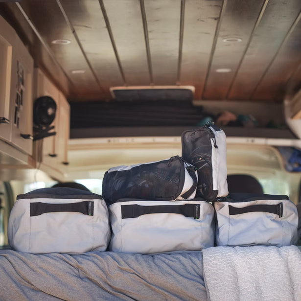 VanEssential Packing Cube (Medium)