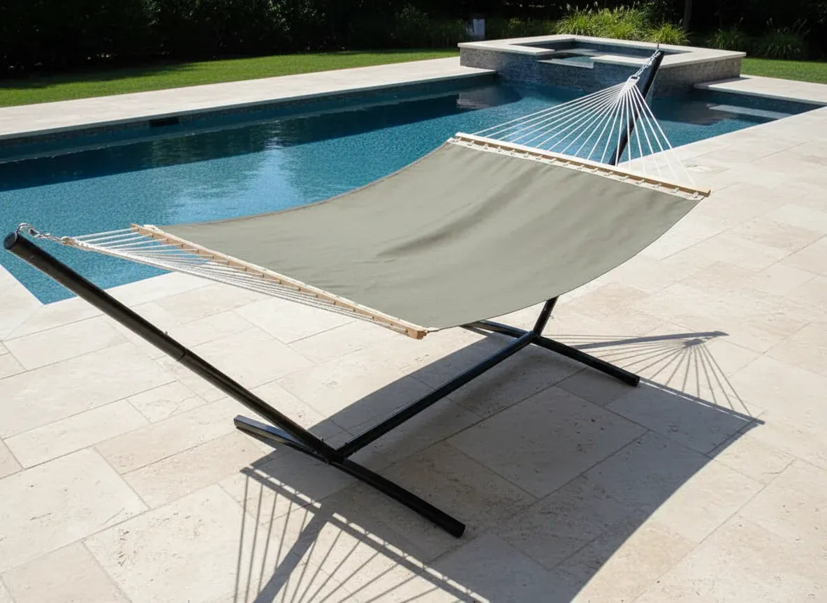 Poolside | Lake Hammock with 3-Beam Stand