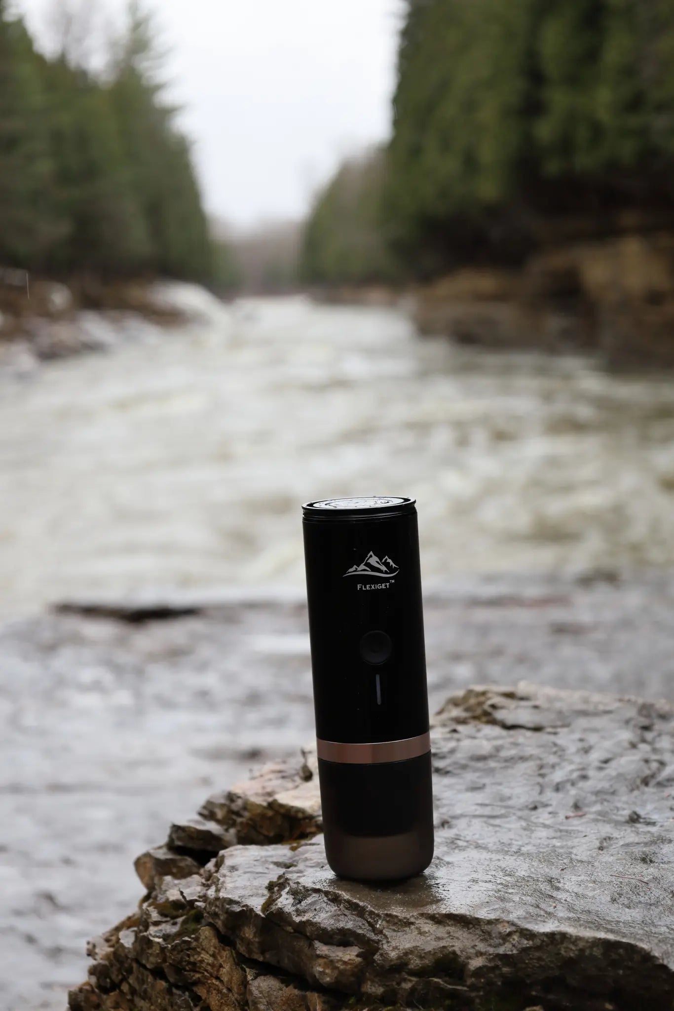 FlexiGet™ Portable Coffee Maker   –   Cordless, USB Rechargeable