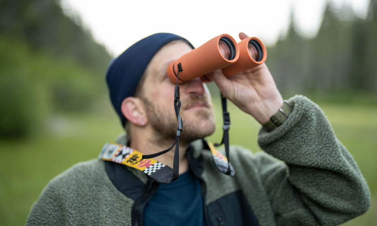 Nocs Provisions Pro Issue 10x42 Waterproof Binoculars