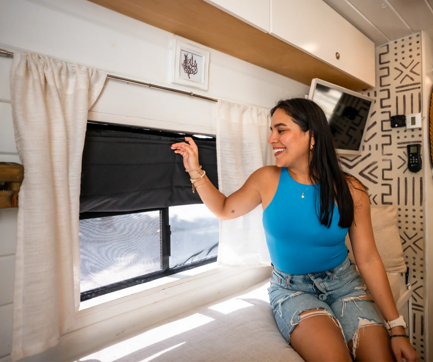 Ram ProMaster Crew Window Cover | VanEssential