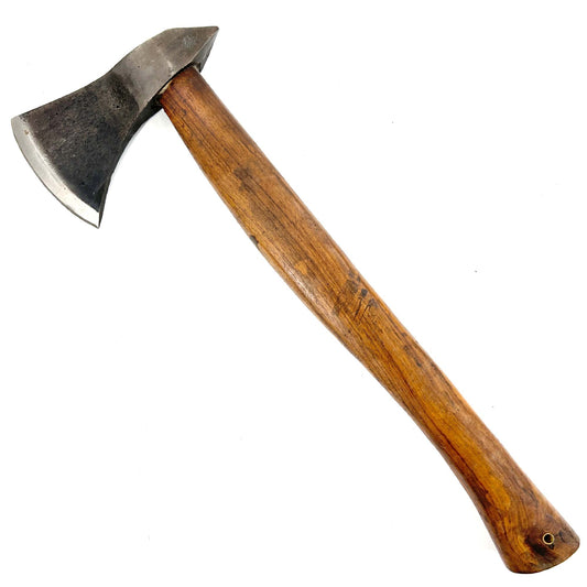 https://cdn.shopify.com/s/files/1/0925/7092/files/SEAFARING-ARMED-RAIDER-VIKING-AXE-1.jpg?v=1755716300
