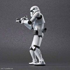 Star Wars First Order Stormtrooper (Rise of Skywalker) 1/12 Scale Model Kit