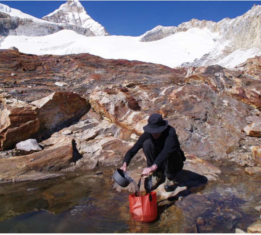 Sea to Summit Folding Buckets