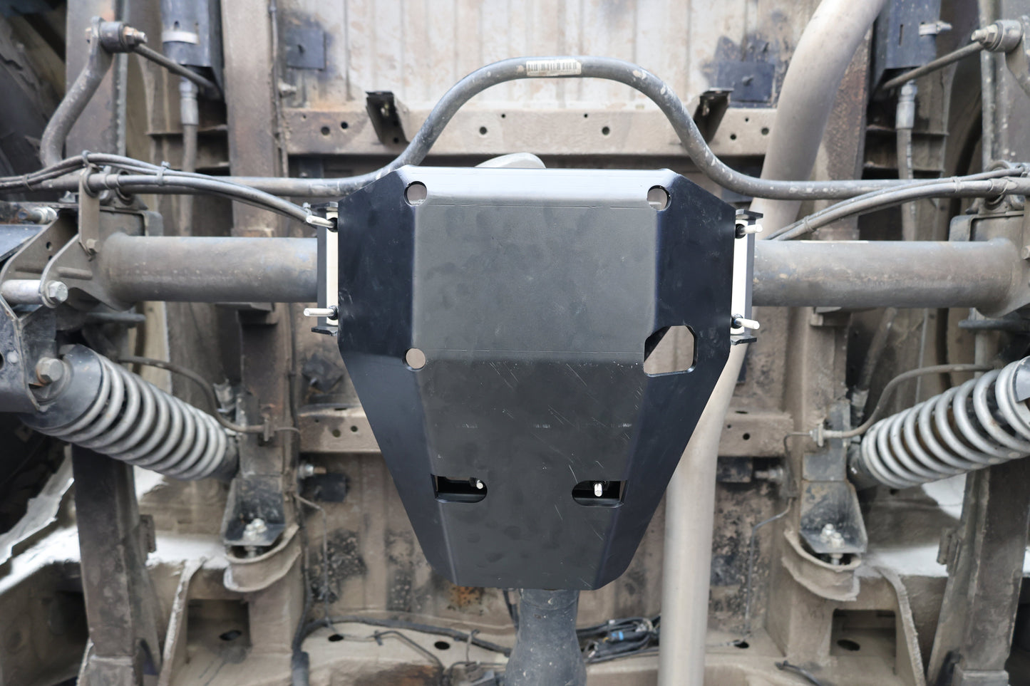 Mercedes Sprinter 2500 Differential Skid Plate | 2007+