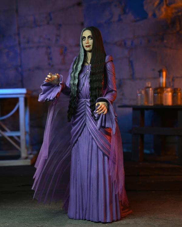 Rob Zombie's The Munsters Ultimate - Lily