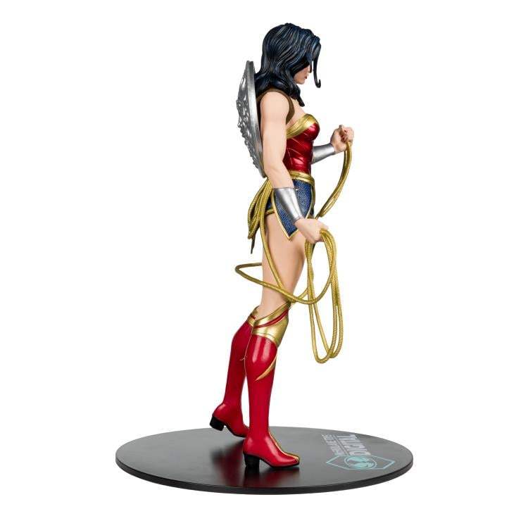 DC Comics Wonder Woman (Jim Lee) 1/6 statue (Sub-Par Packaging)
