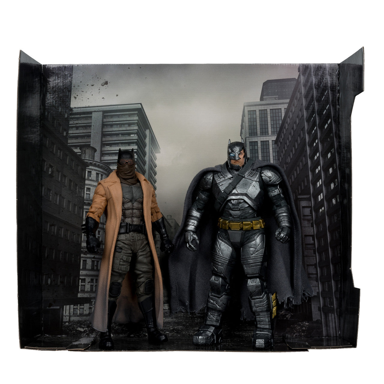 Batman Knightmare & Batman Armor Suit (Batman v Superman: Dawn of Justice) 2-Pack Gold Label