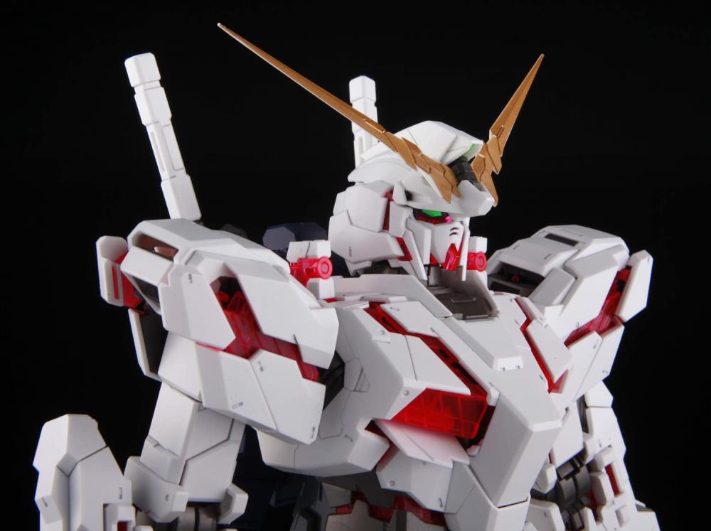 PG RX-0 Unicorn Gundam